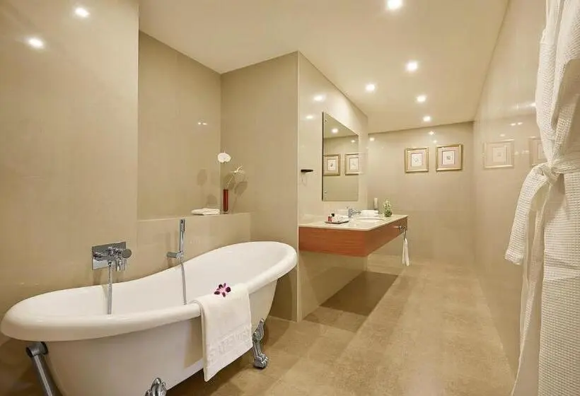 エクゼクティブスイート, The Gateway Hotel Balaghat Road Gondia