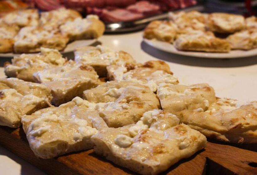 コンフォートトリプルルーム, Agriturismo Quarantallina