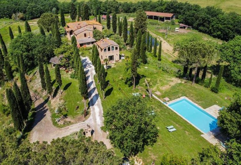 コンフォートトリプルルーム, Agriturismo Quarantallina