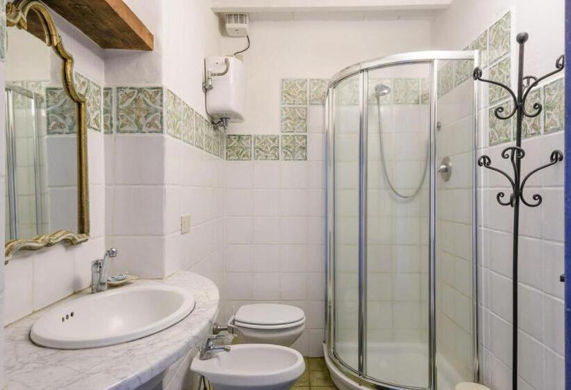 コンフォートトリプルルーム, Agriturismo Quarantallina