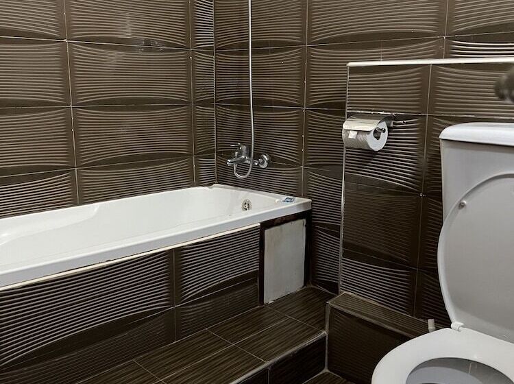 Habitación Familiar, Anderita Beach