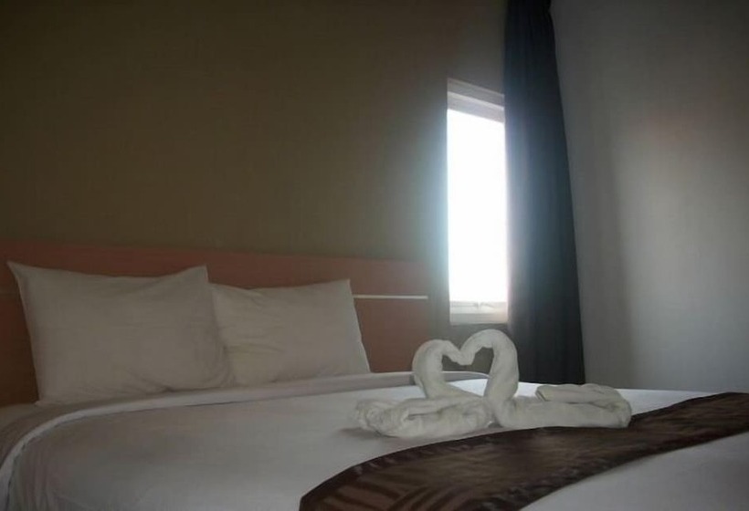 Quarto Deluxe, Nozz Hotel Semarang