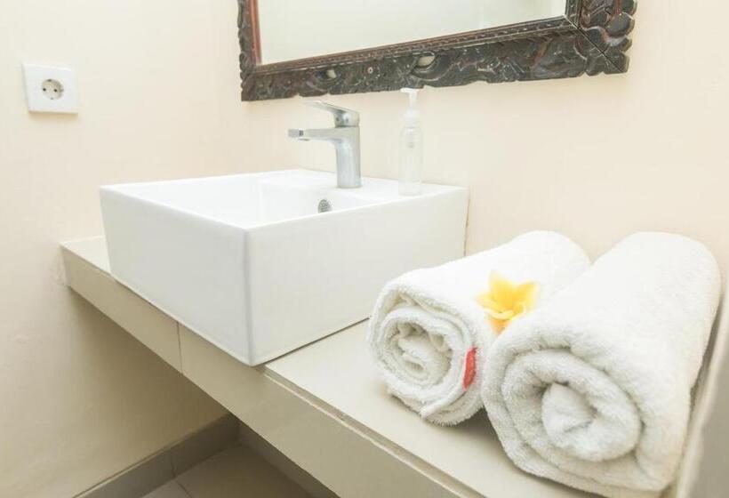 带露台的高档房间, Rantun S Place Nusa Dua