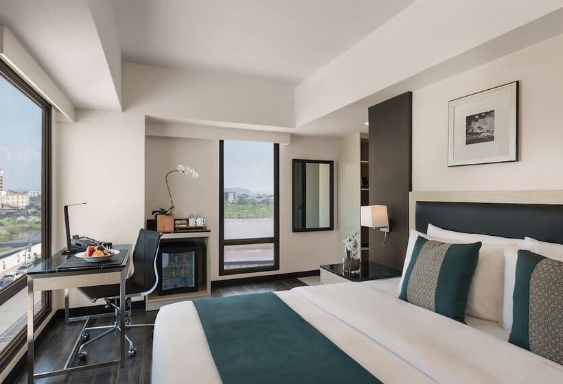 اتاق لوکس, Seda Atria