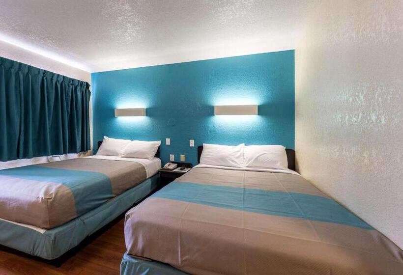 חדר סטנדרט לארבעה, Motel 6victoria, Tx