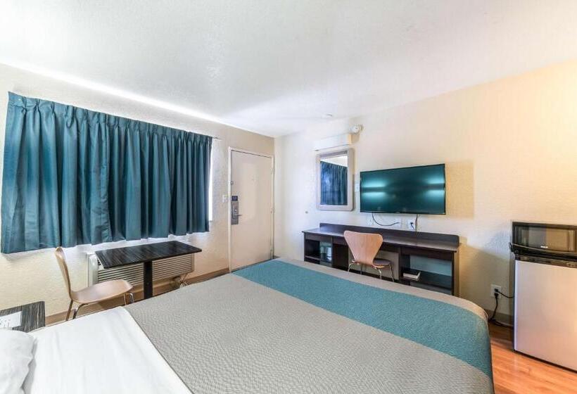 장애인을 위한 스탠다드 룸, Motel 6victoria, Tx