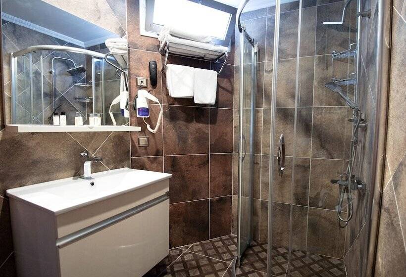 Standard Room, The Rise Aron Business Hotel Merter