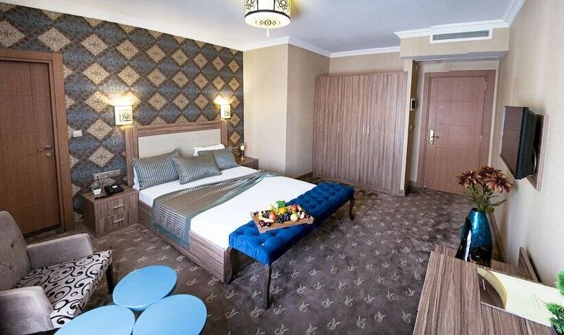 Deluxe Room, The Rise Aron Business Hotel Merter