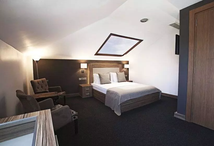 Deluxe Room, The Rise Aron Business Hotel Merter