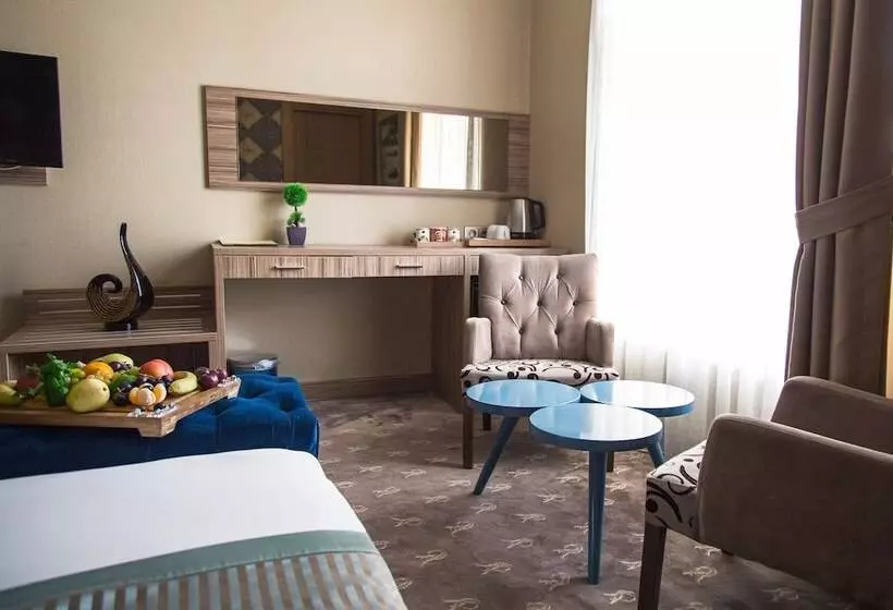 Deluxe Room, The Rise Aron Business Hotel Merter