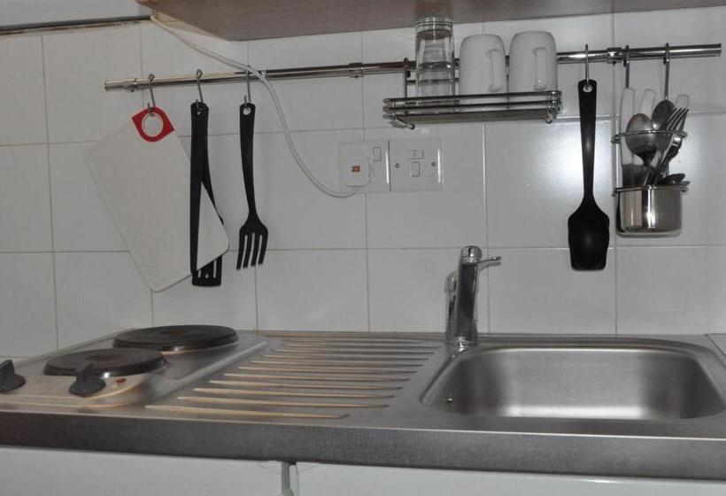 דירה משפחתית 2 חדרי שינה, Tuck Inn