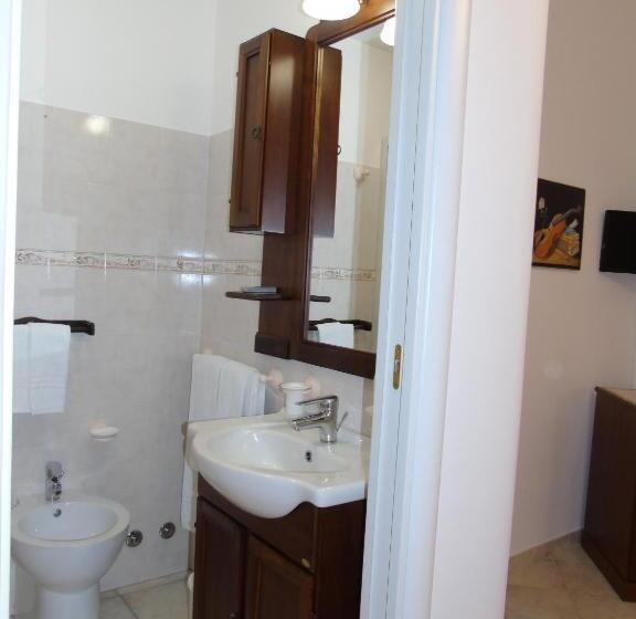 غرفة قياسية, Villa Tonia