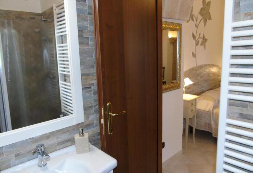 غرفة ديلوكس مطلّة علي الحديقة, Villa Tonia