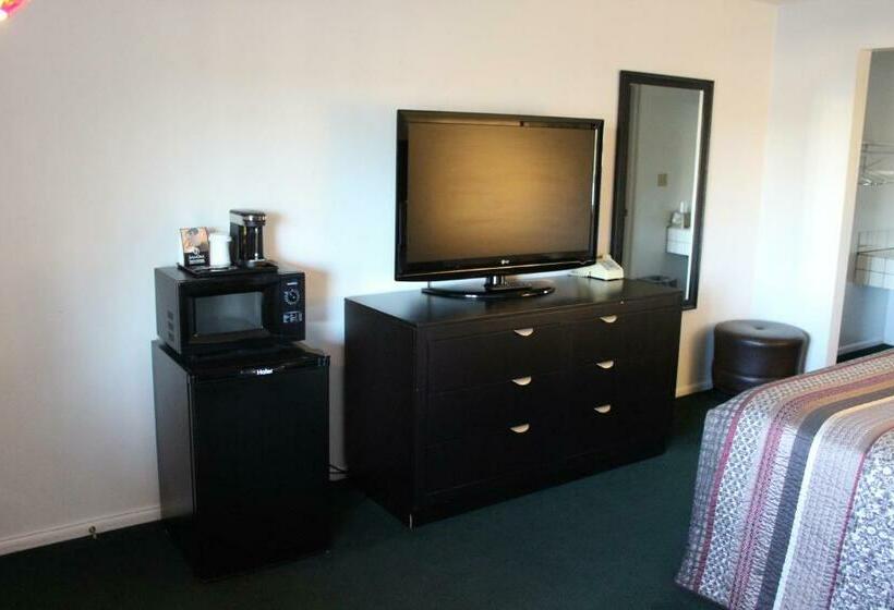 غرفة قياسية, Cougar Land Motel