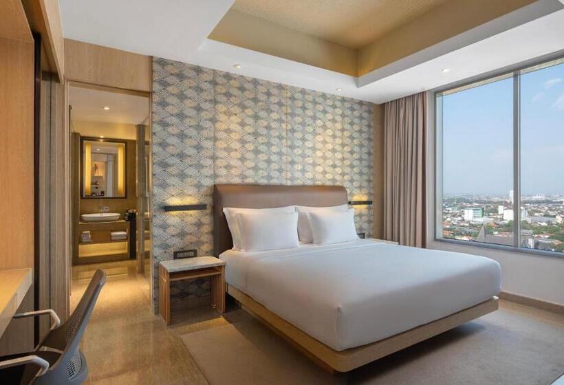 جناح إدارى, Alila Solo