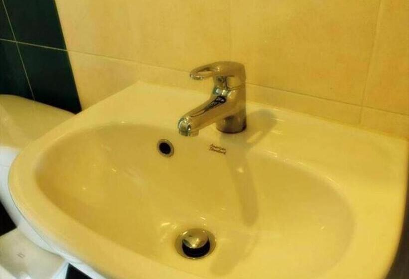 غرفة قياسية, Be Rich