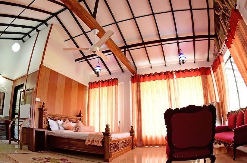 디럭스 룸, Ella Mount Heaven