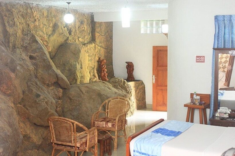 디럭스 룸, Ella Mount Heaven