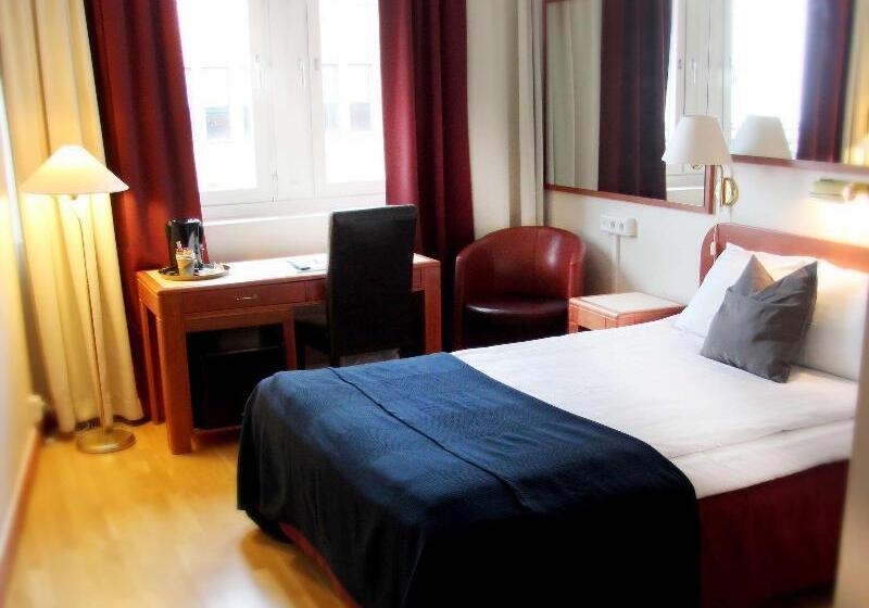 高级大房间, Kroque Boutique & Bistro