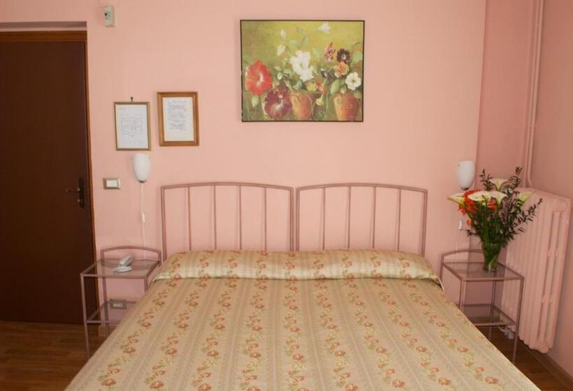 חדר סטנדרט, La Giara