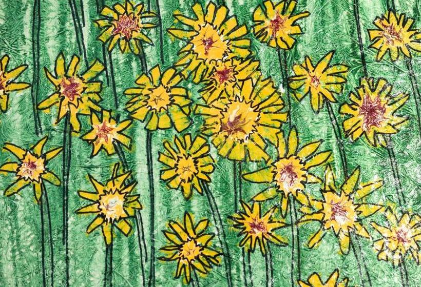 ファミリーステューディオ, La Pajassa