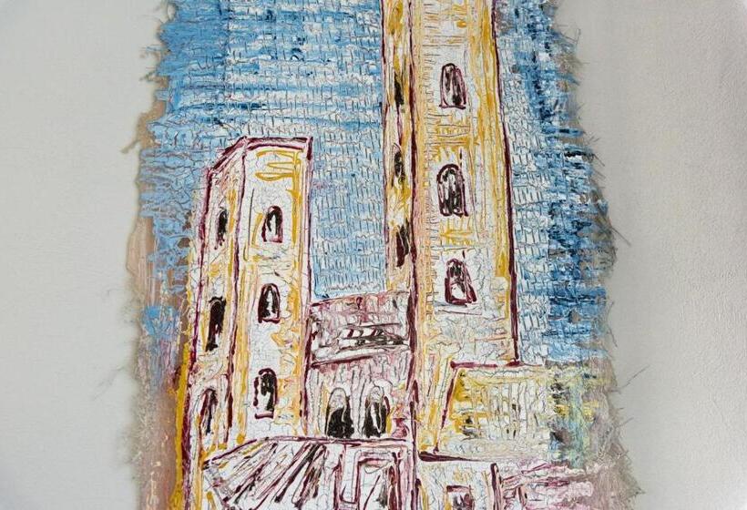 ファミリーステューディオ, La Pajassa