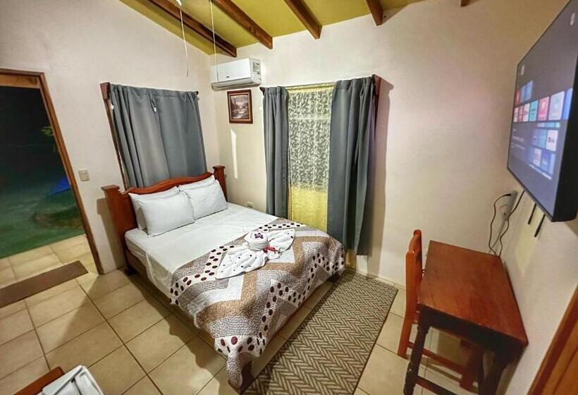 经济房, Loma Real Hot Springs Bed & Breakfast