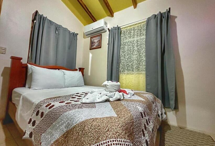 经济房, Loma Real Hot Springs Bed & Breakfast