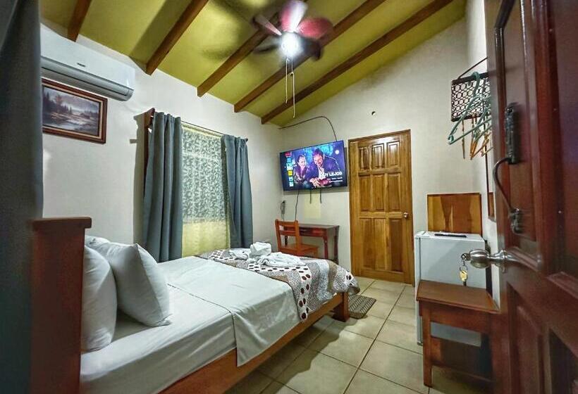 经济房, Loma Real Hot Springs Bed & Breakfast