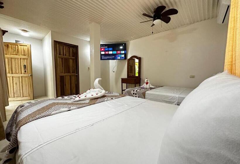 Quarto Triplo Estandar, Loma Real Hot Springs Bed & Breakfast