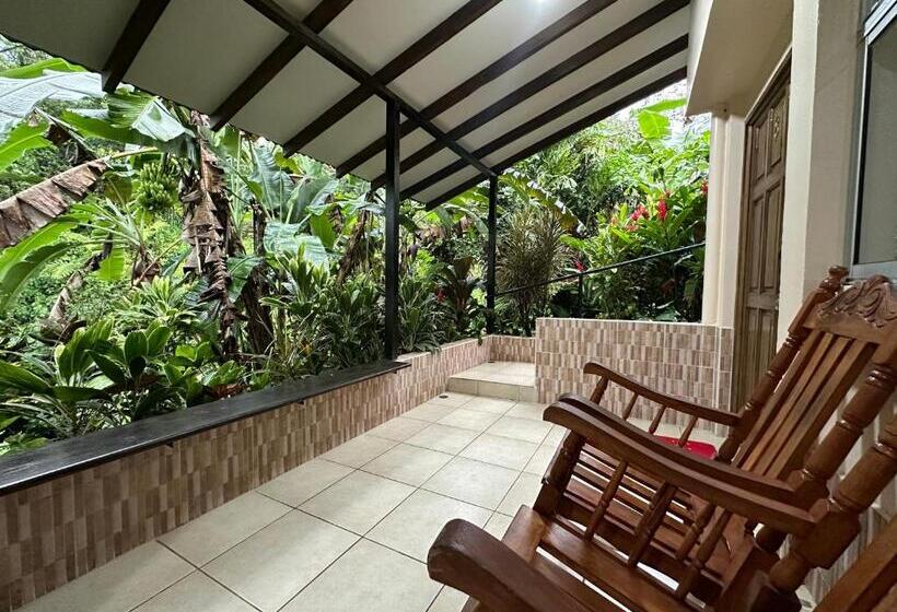 Quarto Triplo Estandar, Loma Real Hot Springs Bed & Breakfast