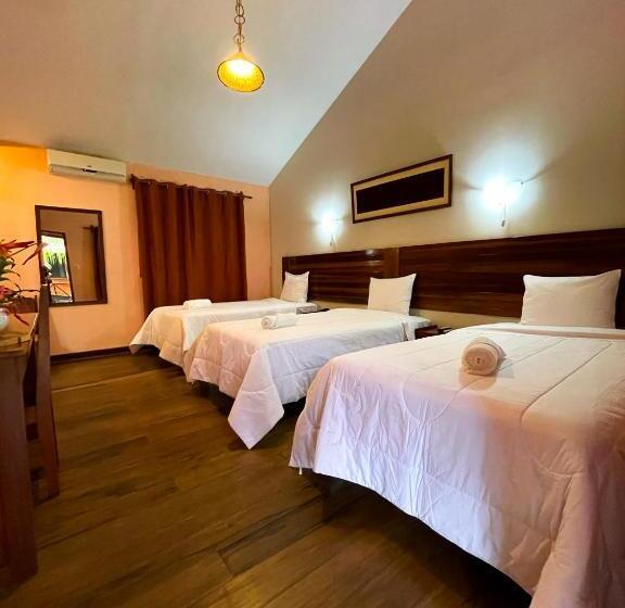 标准三人间, Manish Hotel Ecólogico