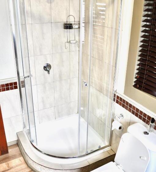 חדר בסיסי, Menlyn Boutique