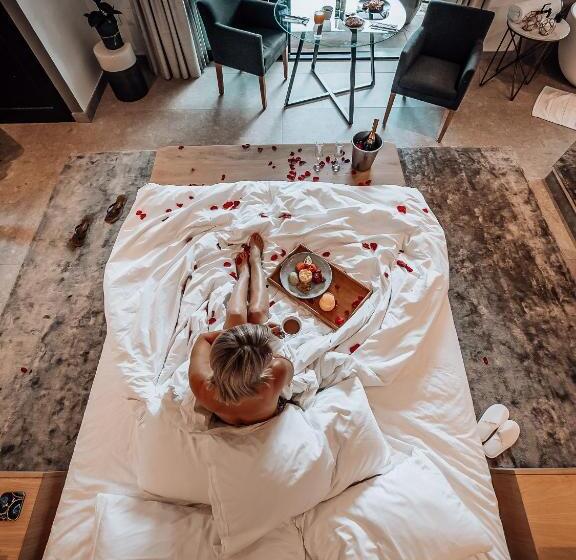 סוויטה, Menlyn Boutique