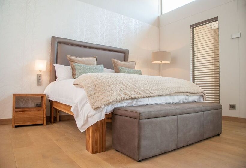 חדר אקזקיוטיב, Menlyn Boutique