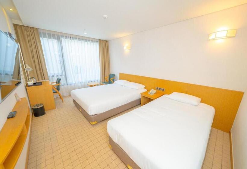 Номер Superior, Mstay