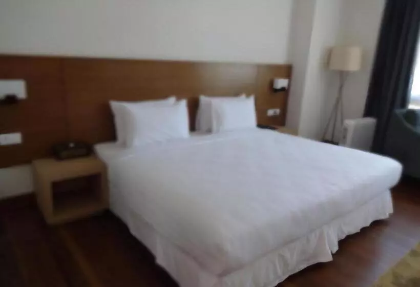Habitació Deluxe, Osel