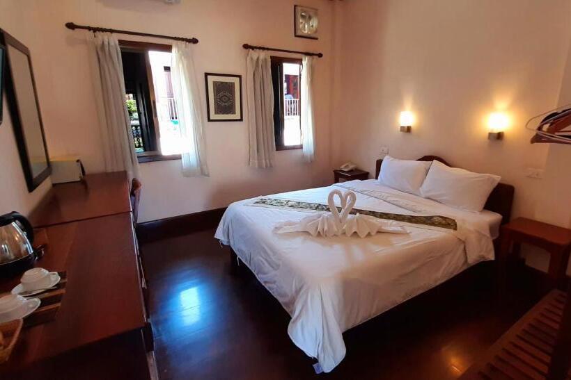 اتاق استاندارد, Pakhongthong Villa