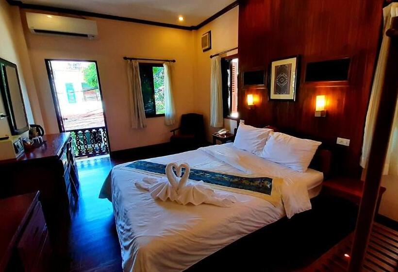 اتاق استاندارد با بالکن, Pakhongthong Villa