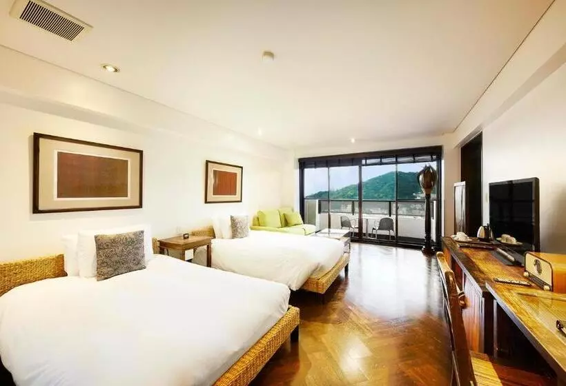 اتاق لوکس با چشمانداز, Relax Resort