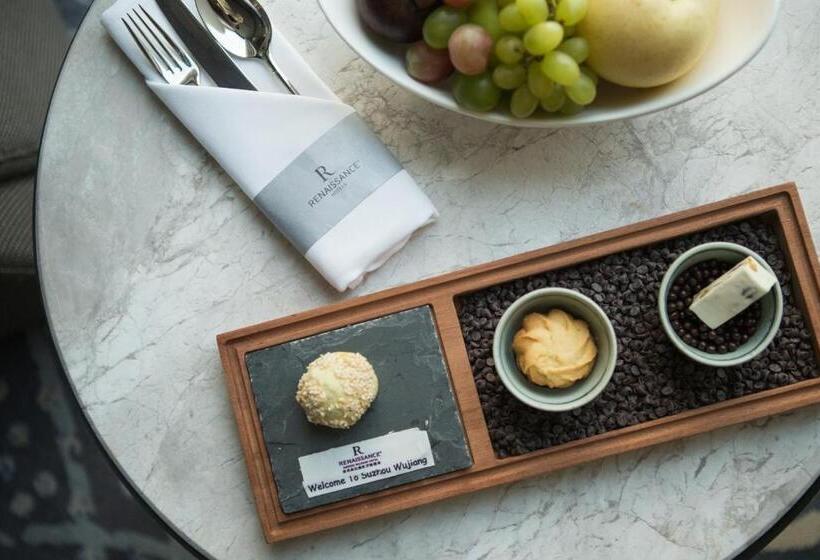 Люкс Executive Кровать Кинг, Renaissance Suzhou Wujiang