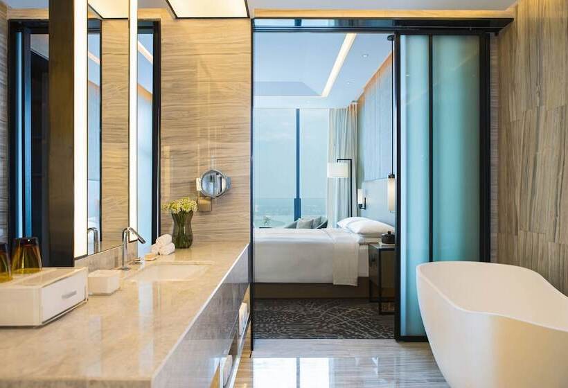 Номер Executive, Renaissance Suzhou Wujiang