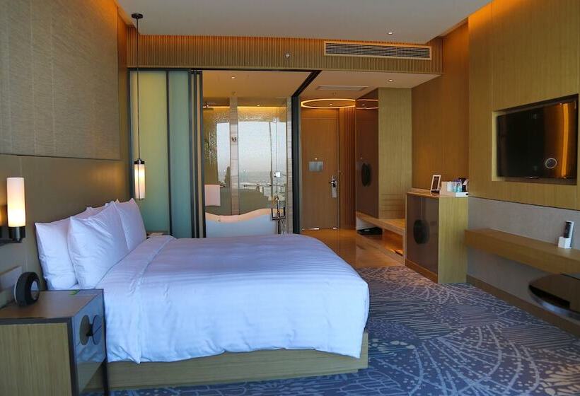 Номер Executive, Renaissance Suzhou Wujiang