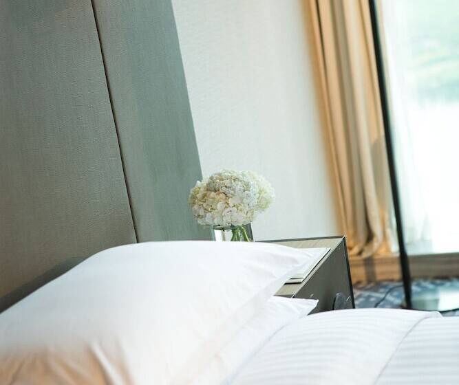 Номер Executive, Renaissance Suzhou Wujiang