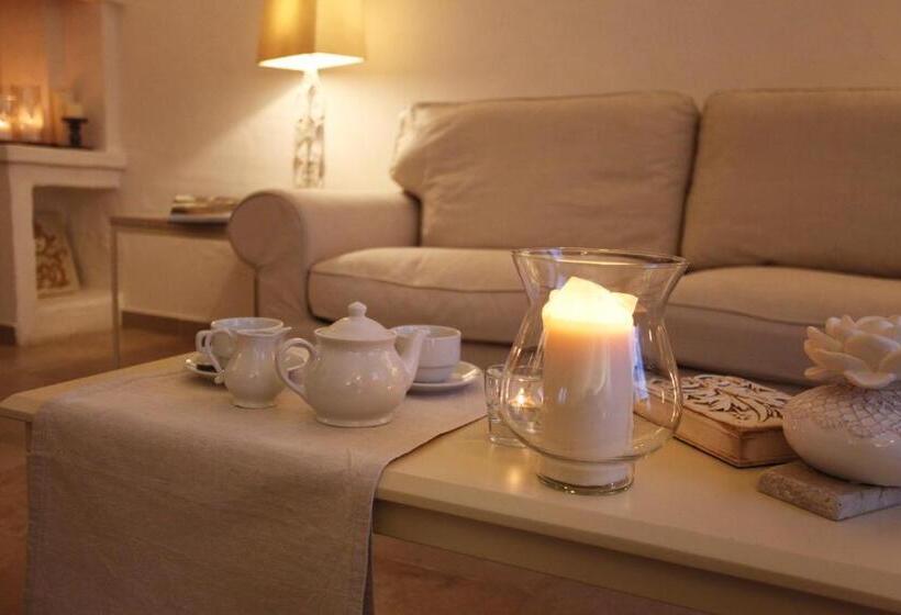 バルコニー付きデラックスルーム, Le Nicchie Guest House