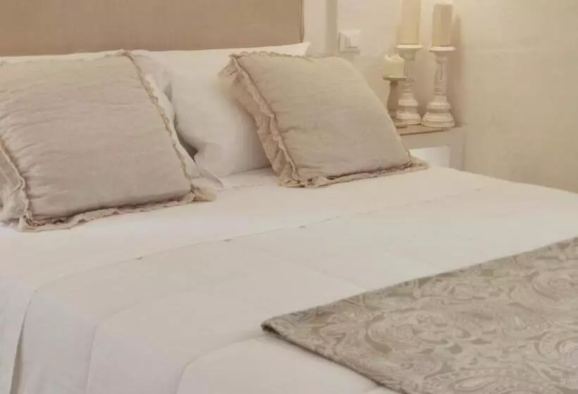バルコニー付きデラックスルーム, Le Nicchie Guest House