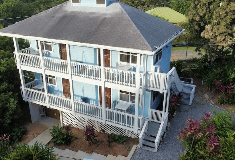 استودیوی استاندارد با تخت دو نفره بزرگ, Guava Grove Resort & Villas