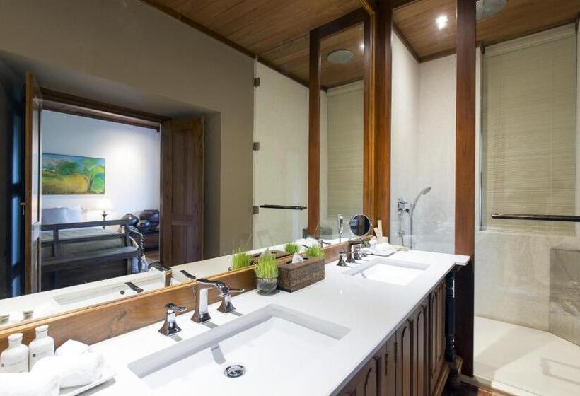 Standard Room, Stone House, Kandy