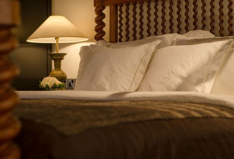 Junior Suite, Stone House, Kandy