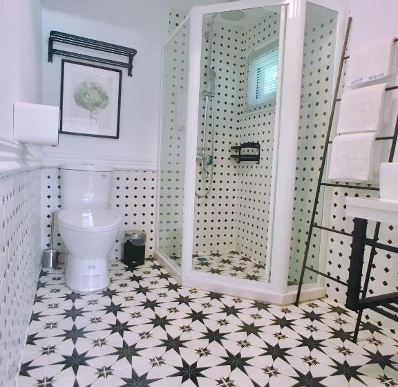 ویلای سوپریور 1 خوابه, 墾丁恆春 海角42號一館泳池villa包棟